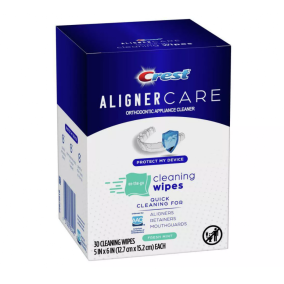 Čistiace obrúsky na zubné protézy, strojčeky Invisalign a retainery Crest Aligner Care